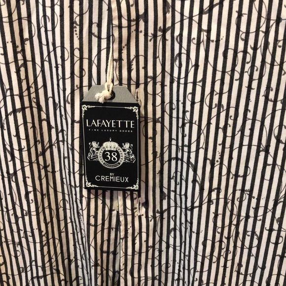 CLOSET CLEAN OUT- ACCEPTING ANY OFFER!!
Men’s button down shirt - Picture 3 of 3